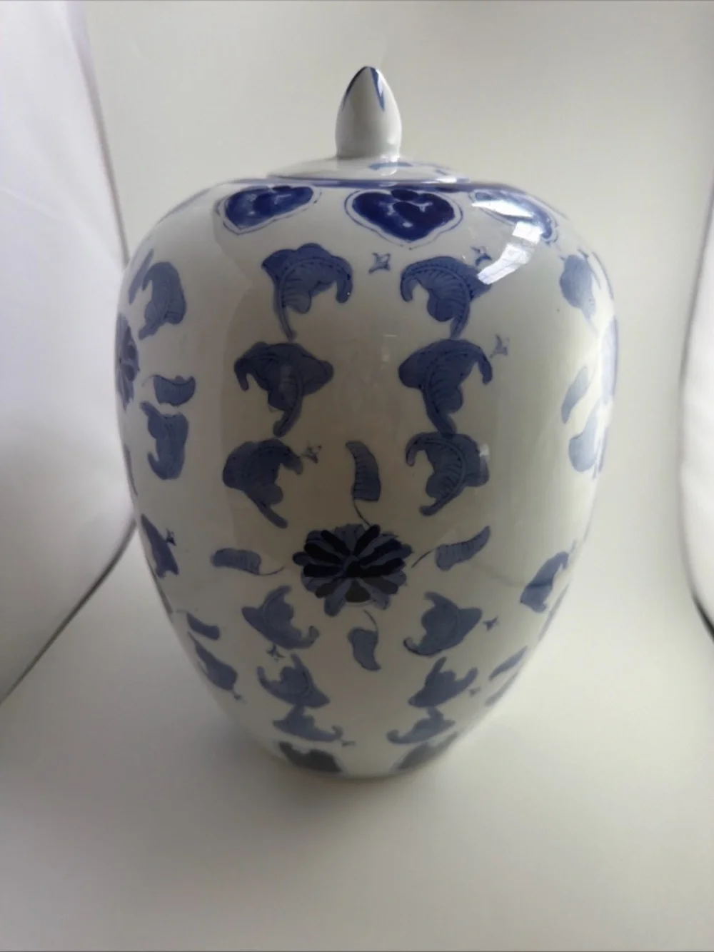 Vintage Chinese Blue and White Porcelain Ginger Jar with Lid 12”
